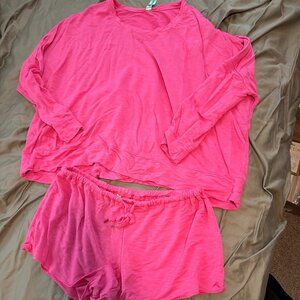 Honeydew Hot Pink Lounge Set – Long Sleeve Top & Shorts – Size M